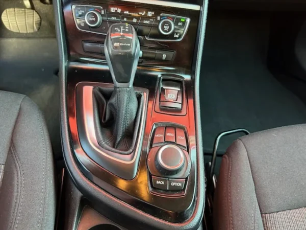 2019 BMW 225xe iPerformance Active Tourer - Image 20