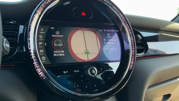 2022 MINI Cooper - Image 19