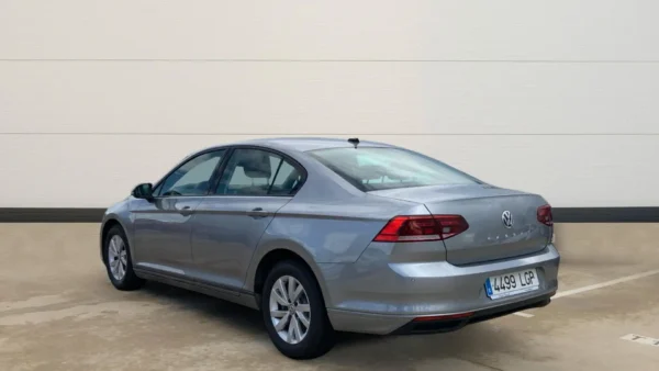 2020 Volkswagen Passat 2.0TDI EVO 110kW - Image 3