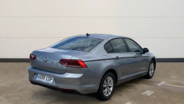 2020 Volkswagen Passat 2.0TDI EVO 110kW - Image 4