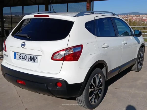 2013 Nissan Qashqai 1.6 S&S Tekna Sport 4x2 - Image 4