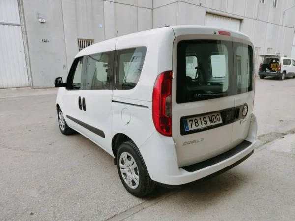 2023 Fiat Dobló Combi 1.6Mjt SX - Image 5