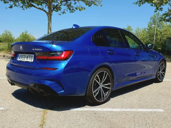 2019 BMW 330iA - Image 5