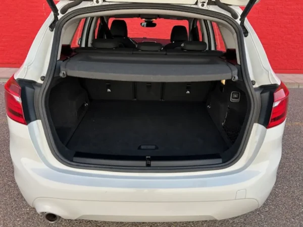 2019 BMW 225xe iPerformance Active Tourer - Image 7