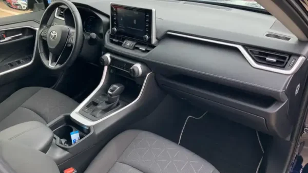 2020 Toyota RAV 4 2.5 hybrid 2WD Advance - Image 11