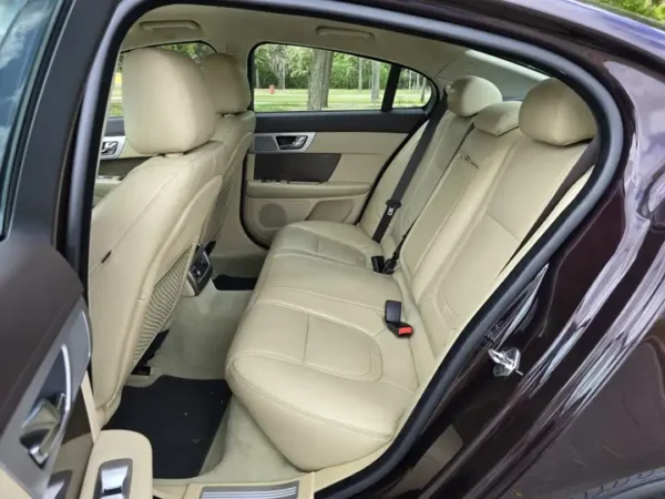 2014 Jaguar XF 3.0 V6 Diesel Premium Luxury Aut. - Image 11