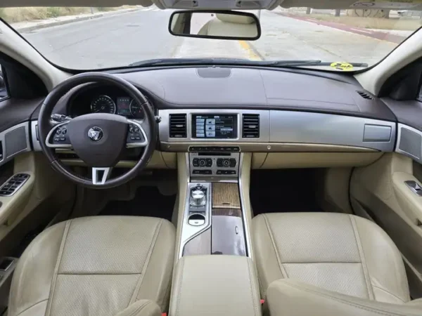 2014 Jaguar XF 3.0 V6 Diesel Premium Luxury Aut. - Image 8