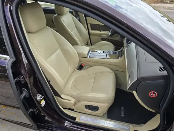 2014 Jaguar XF 3.0 V6 Diesel Premium Luxury Aut. - Image 7