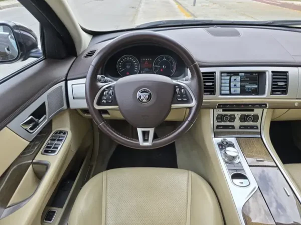 2014 Jaguar XF 3.0 V6 Diesel Premium Luxury Aut. - Image 19