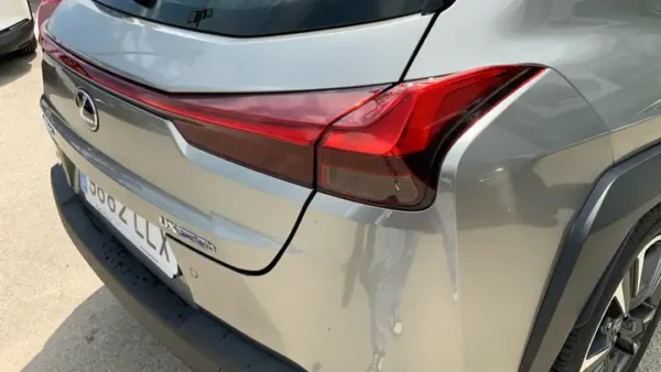 2020 Lexus UX 250h Premium 4WD - Image 5