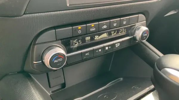 2022 Mazda CX-5 2.0 Skyactiv-G Evolution - Image 9