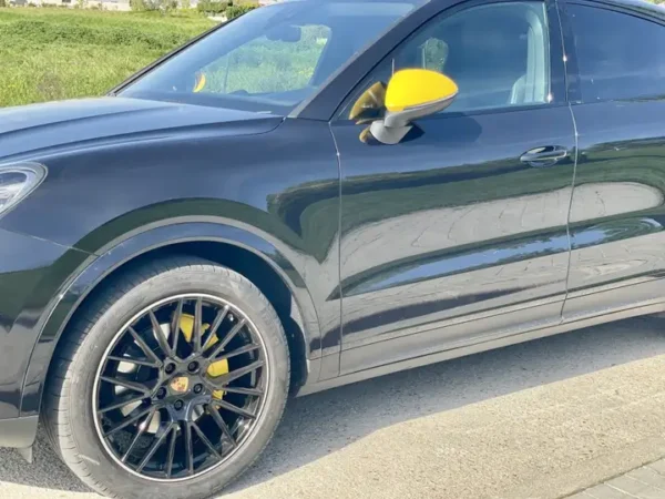 2021 Porsche Cayenne Coupé Aut. - Image 2